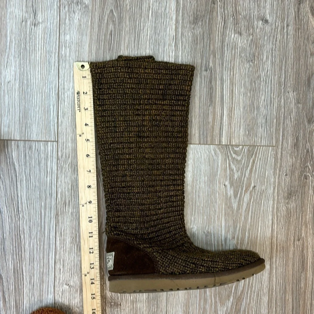 Ugg Brown classic cardy button sweater boots size 6